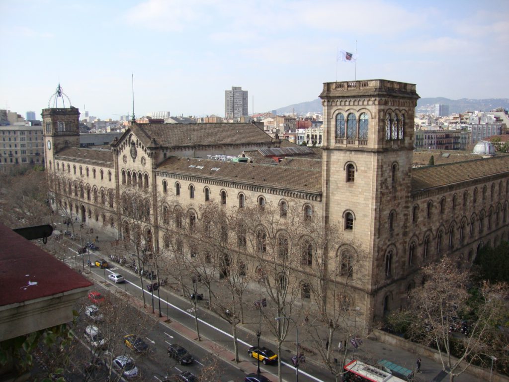 Fachada del Edificio Histórico de la Universidad de Barcelona
